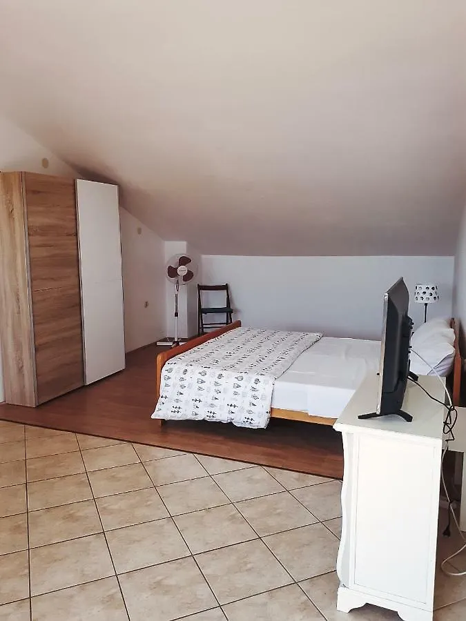 Apartments Ondamarina Medulin 0*,
